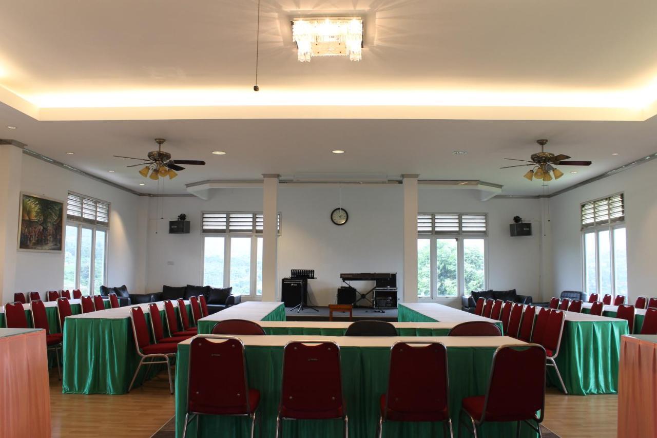Villa Bukit Berkat Bogor Extérieur photo