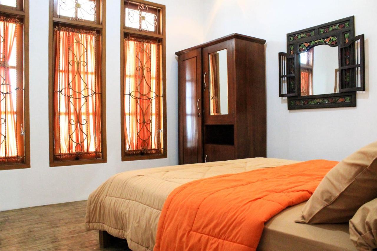 Villa Bukit Berkat Bogor Extérieur photo