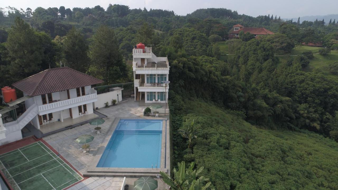 Villa Bukit Berkat Bogor Extérieur photo