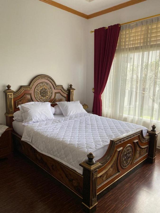Villa Bukit Berkat Bogor Extérieur photo