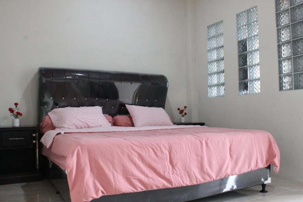 Villa Bukit Berkat Bogor Extérieur photo